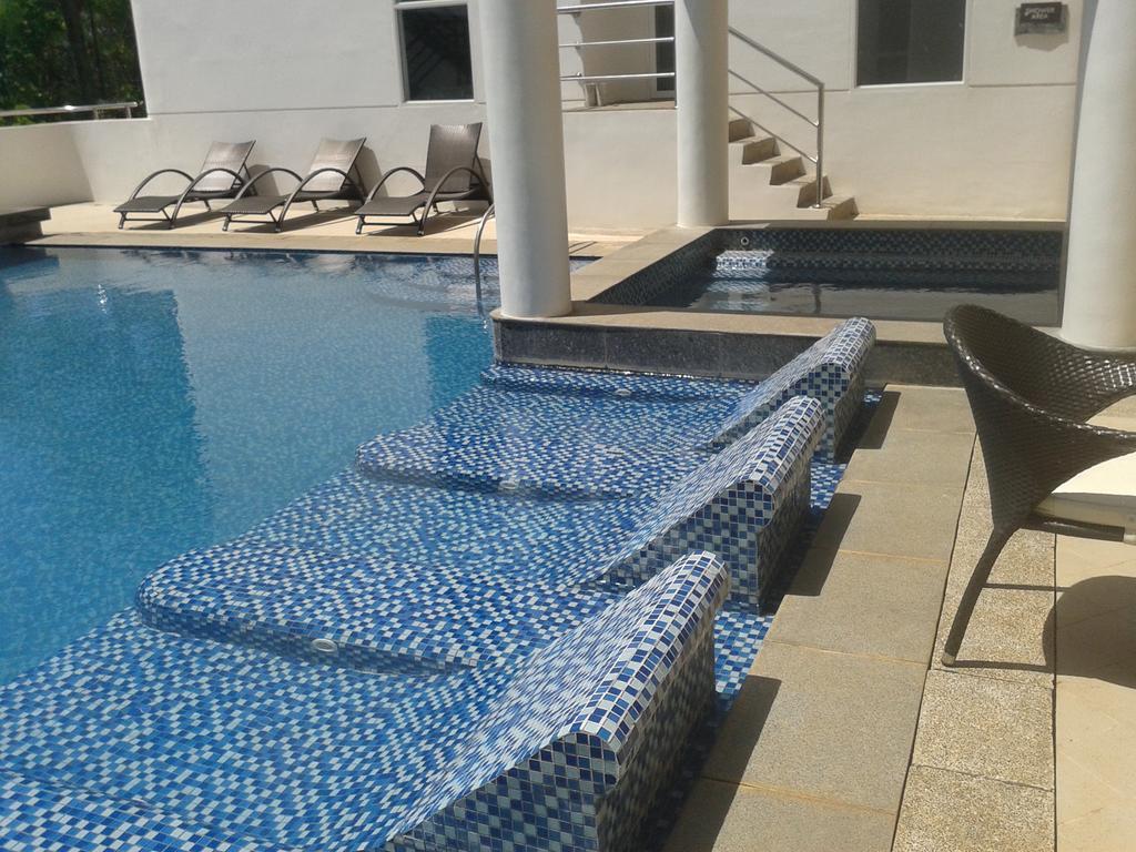 Exclusive Beach And Pools Oceanway Residences Yapak Buitenkant foto